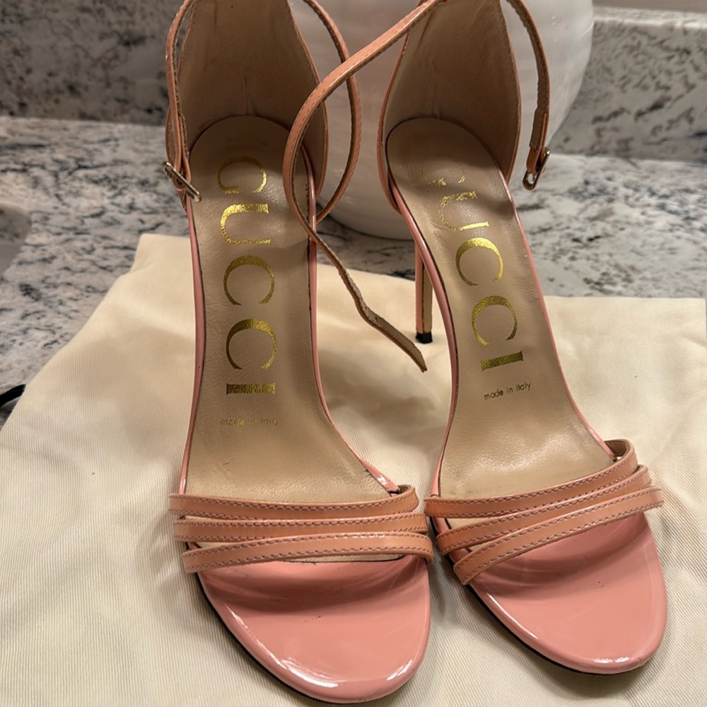 Gucci sandals